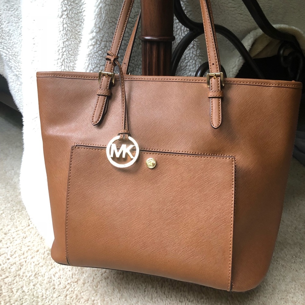 Michael Kors tote in Acorn